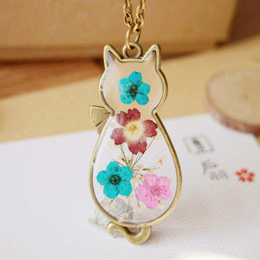 Vintage Cat Necklace with Natural Dried Flowers - Unique Artisan Crafted Pendant Catvibesbylizanne